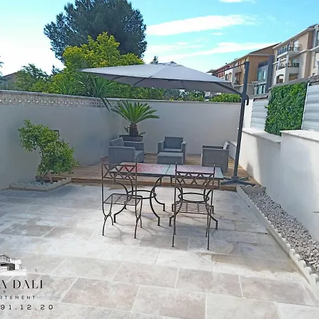 Villadali-fr Appart Clim, Wifi, Terrasse, Cuisine Parking Gratuit Apartment