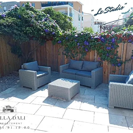 Villadali-fr Appart Clim, Wifi, Terrasse, Cuisine Parking Gratuit Apartamento